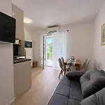 By The Sea Silo, Krk - 18704 Apartment *