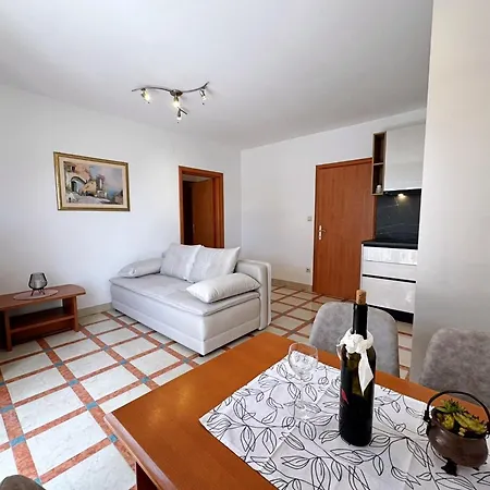 By The Sea Silo, Krk - 18704 Apartman