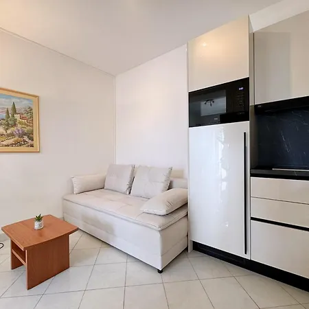 Apartman By The Sea Silo, Krk - 18704 Šilo