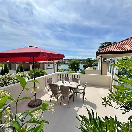 Apartman By The Sea Silo, Krk - 18704 *