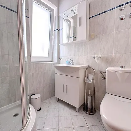 Apartman By The Sea Silo, Krk - 18704 *